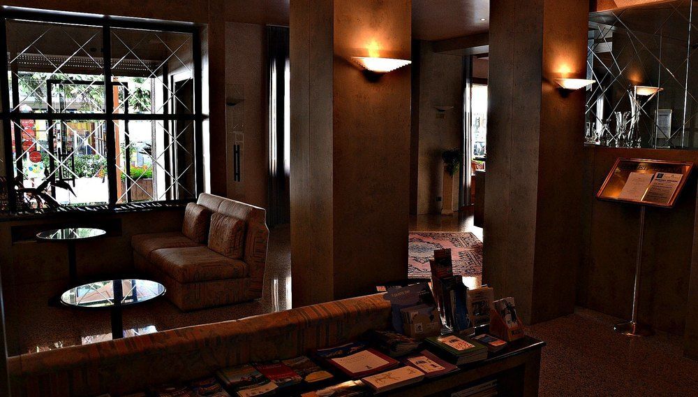 Diana Hotel 3*